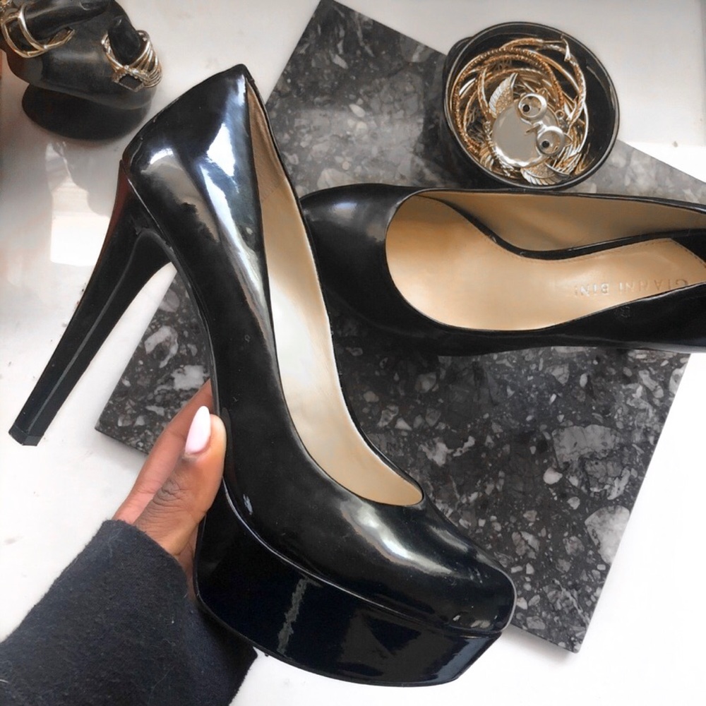 Gianni Bini Black Platform Pumps